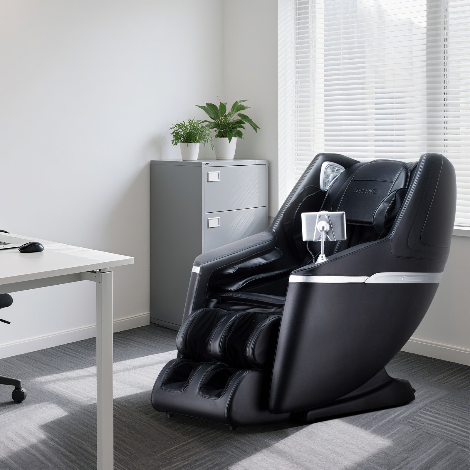 Bosscare GR8602 black massage chair for home office relaxation